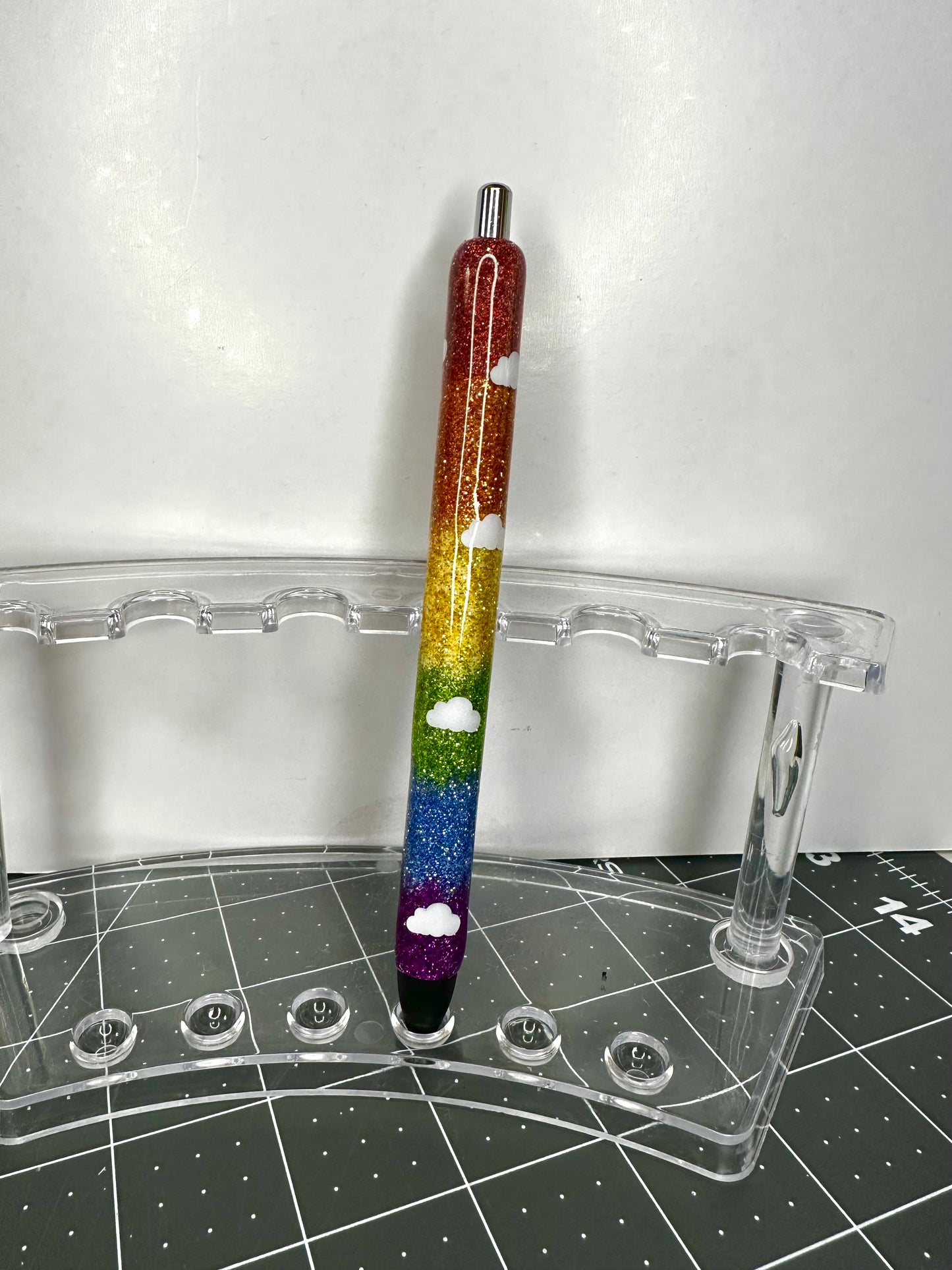 Pen 9