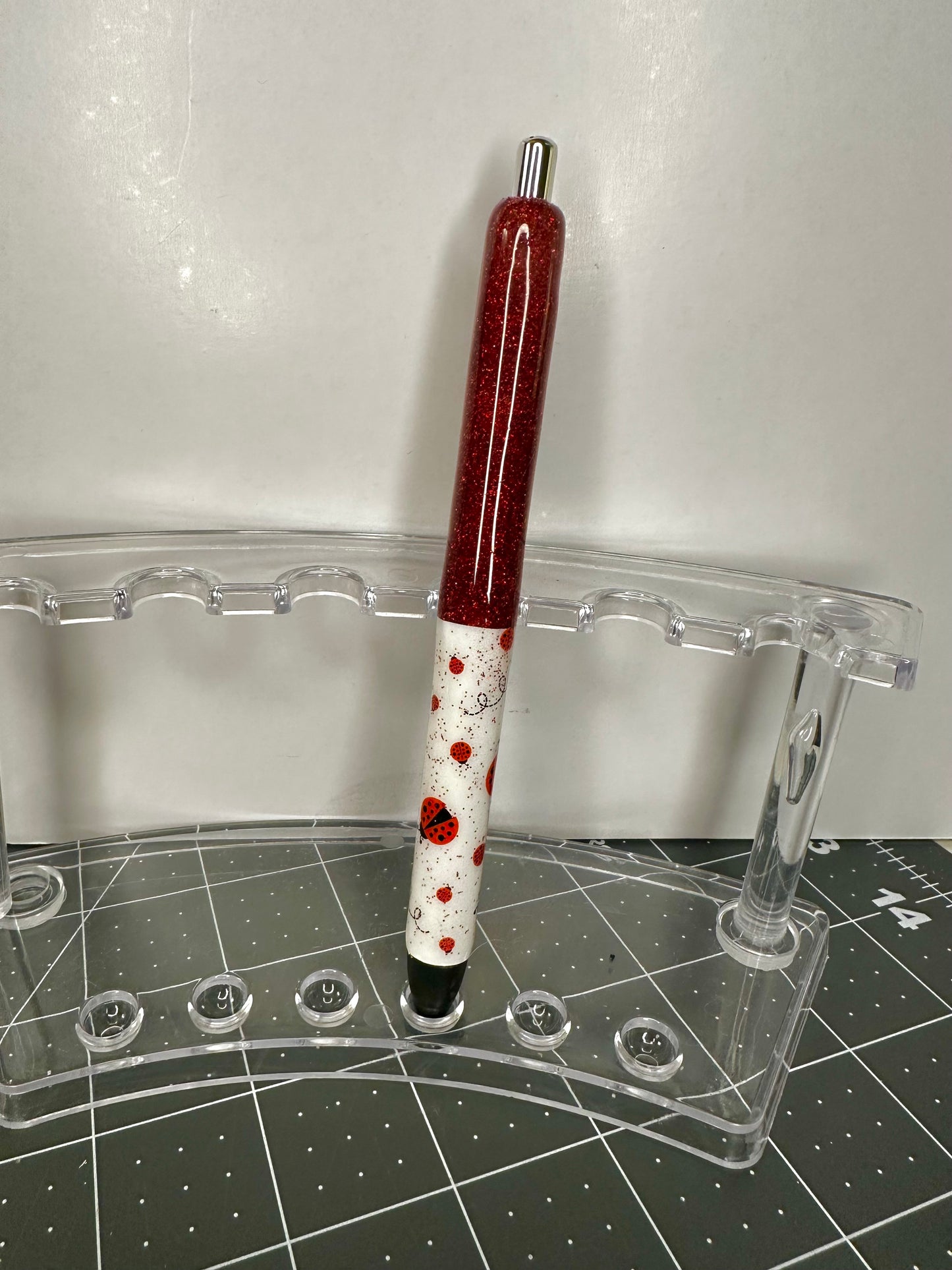 Pen 17